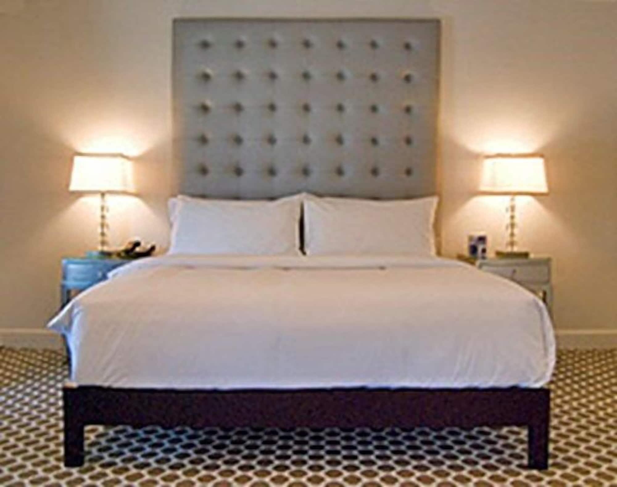 L.a. Sky Boutique Hotel 3*